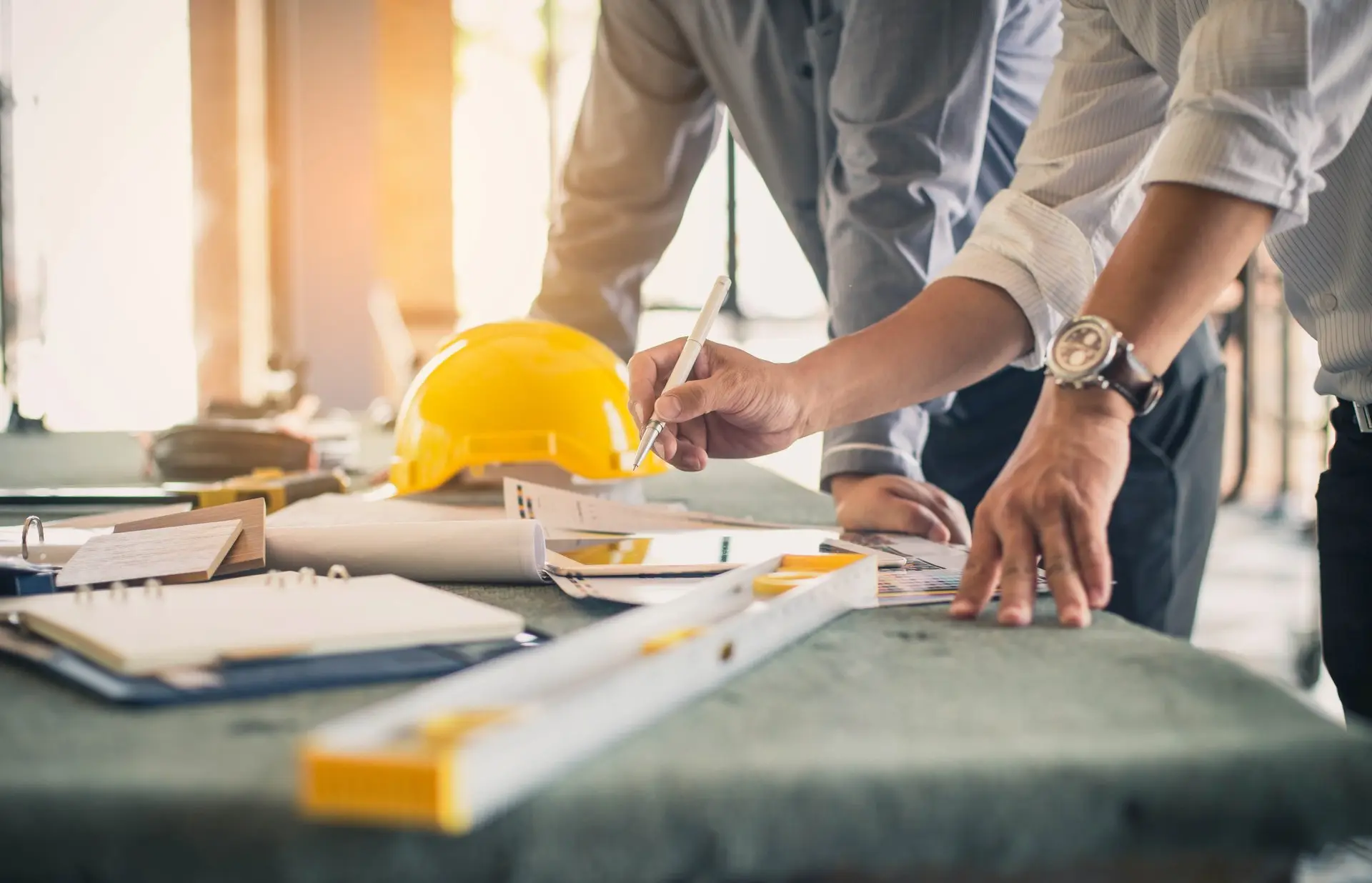Eezee-it construction ERP to structure quotes, secure invoicing, and efficiently manage projects